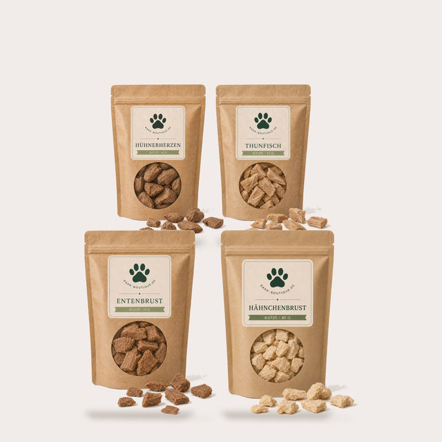 Katzen-Schnupperset von Bark Boutique: vier Kraftpapierbeutel mit Hühnerherzen, Thunfisch, Entenbrust und Hähnchenbrust